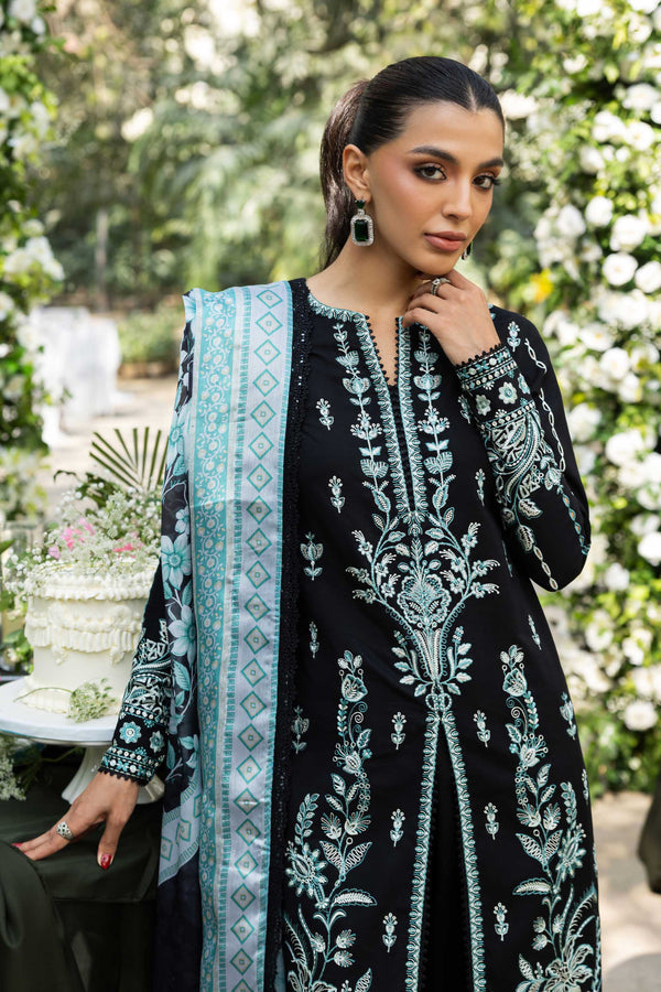Akbar Aslam Sylvie dupatta border detail