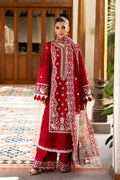 Model wearing Akbar Aslam Noeva shirt & trousers with dupatta