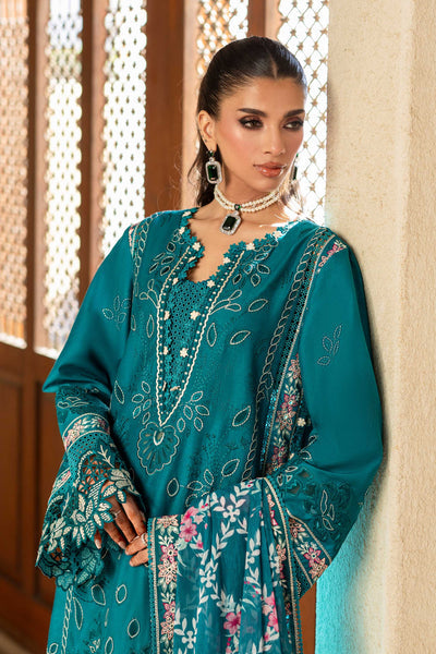 Akbar Aslam Rivah dupatta border detail