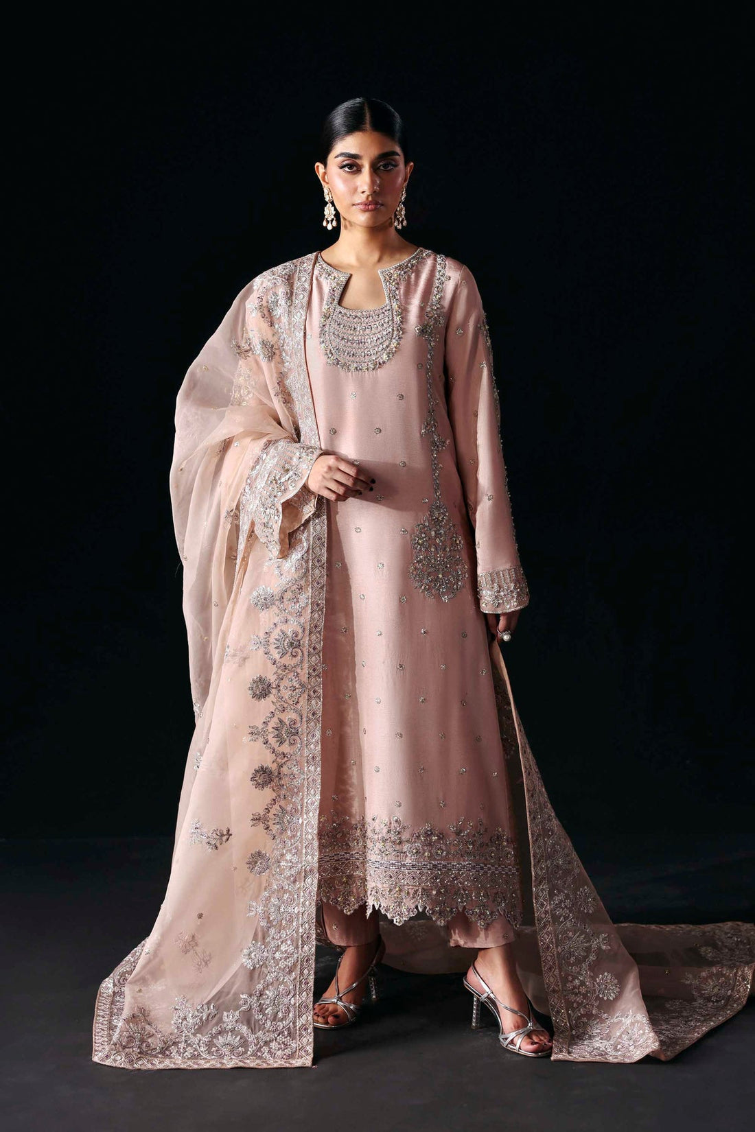 Akbar Aslam | Formal Pret | Avenor - House Of Hania