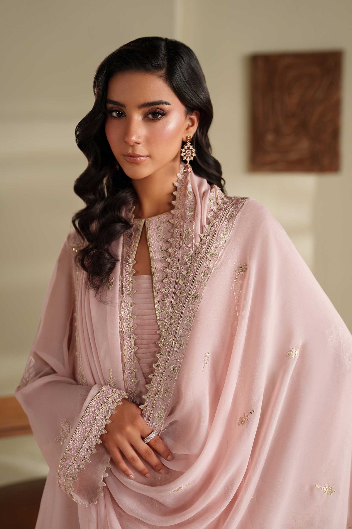 Akbar Aslam Friya dupatta border detail