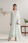 Model wearing Akbar Aslam Parizah long shirt & trousers