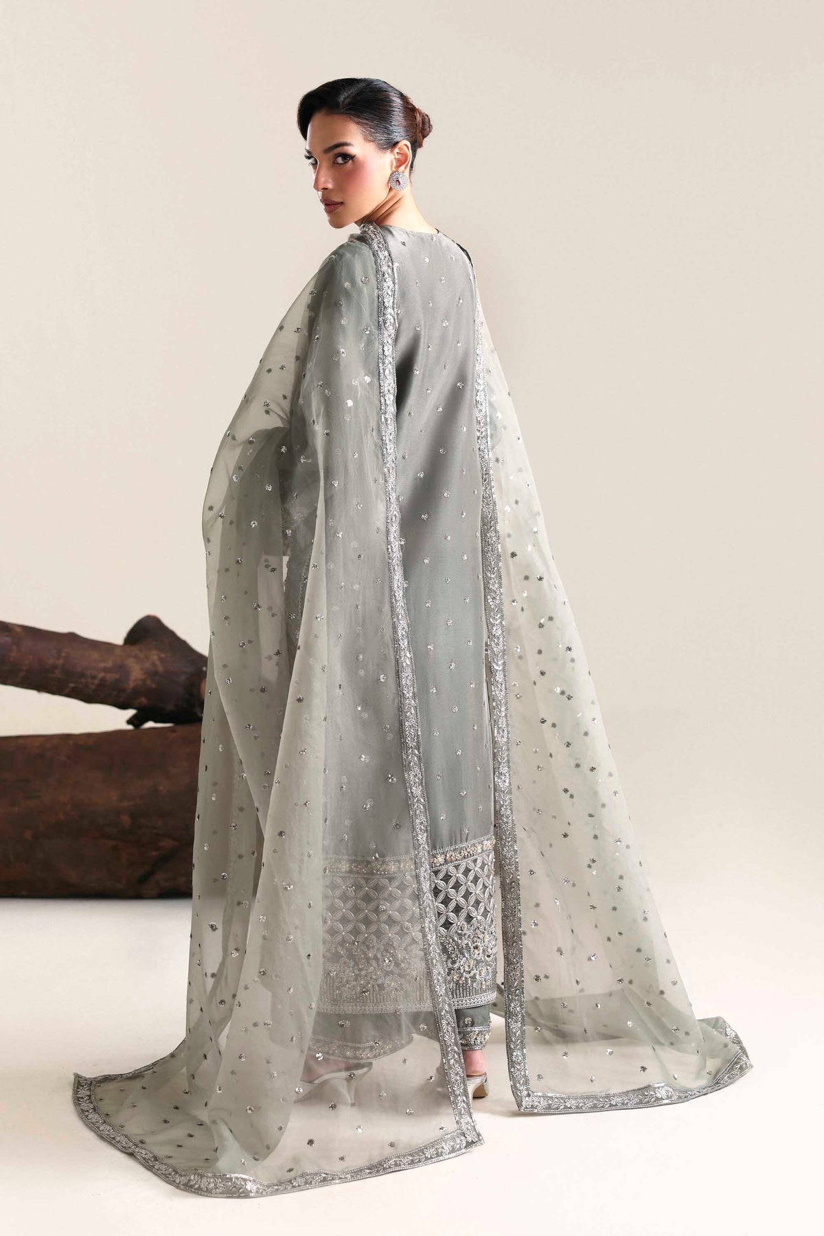 Akbar Aslam Zivara embroidered neckline detail