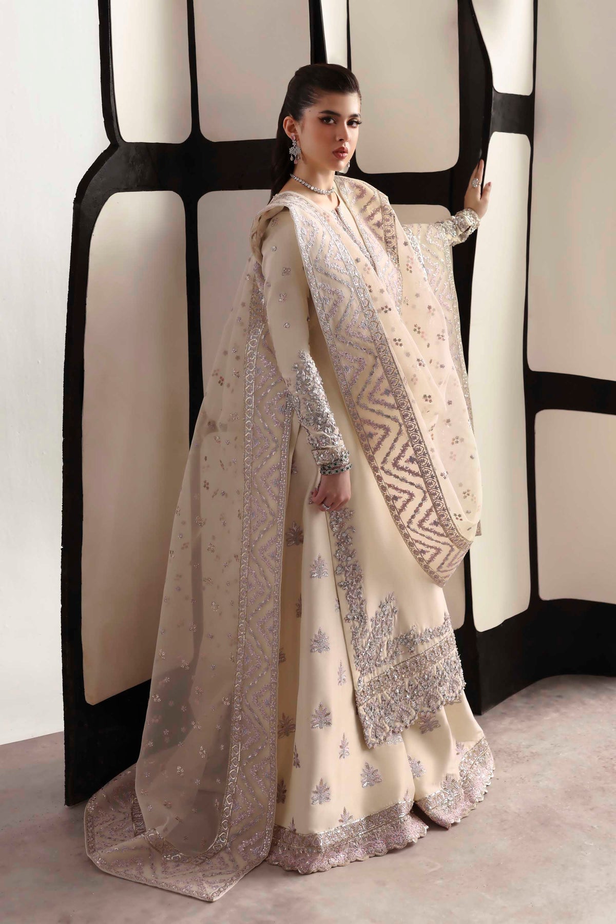 Akbar Aslam Raue lehenga, sharara or trouser detail