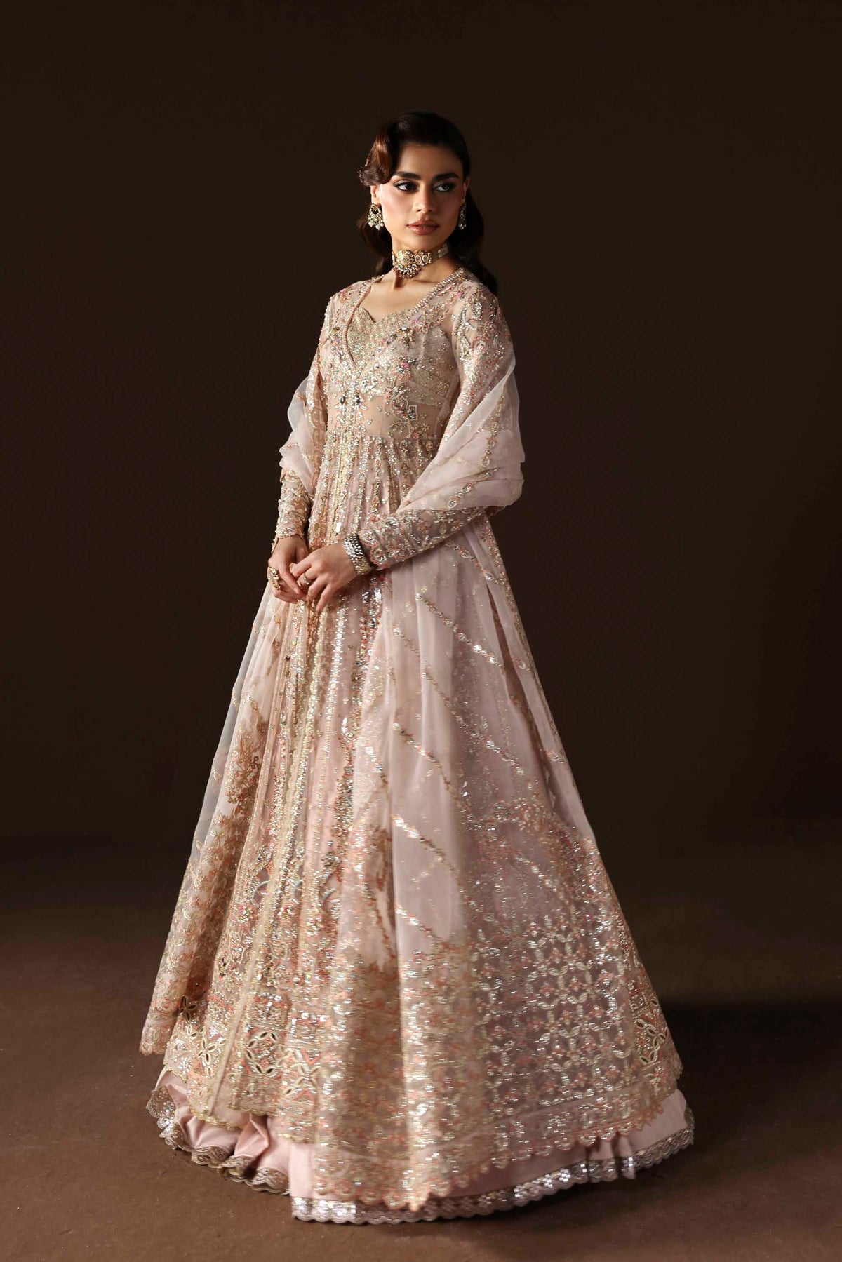 Akbar Aslam Ember dupatta border detail