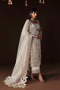 Akbar Aslam Hazel embroidered neckline detail