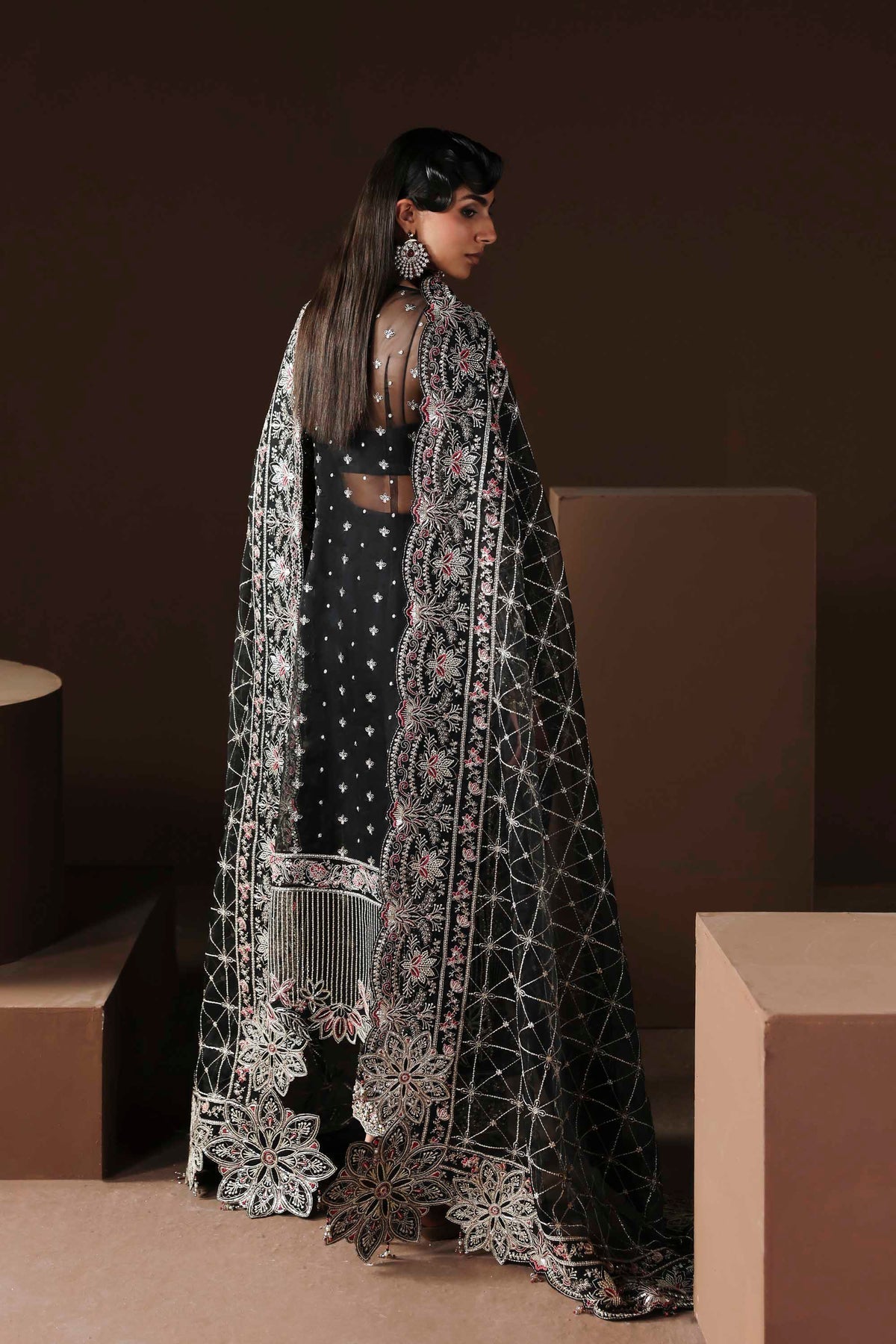 Akbar Aslam Noir embroidered neckline detail