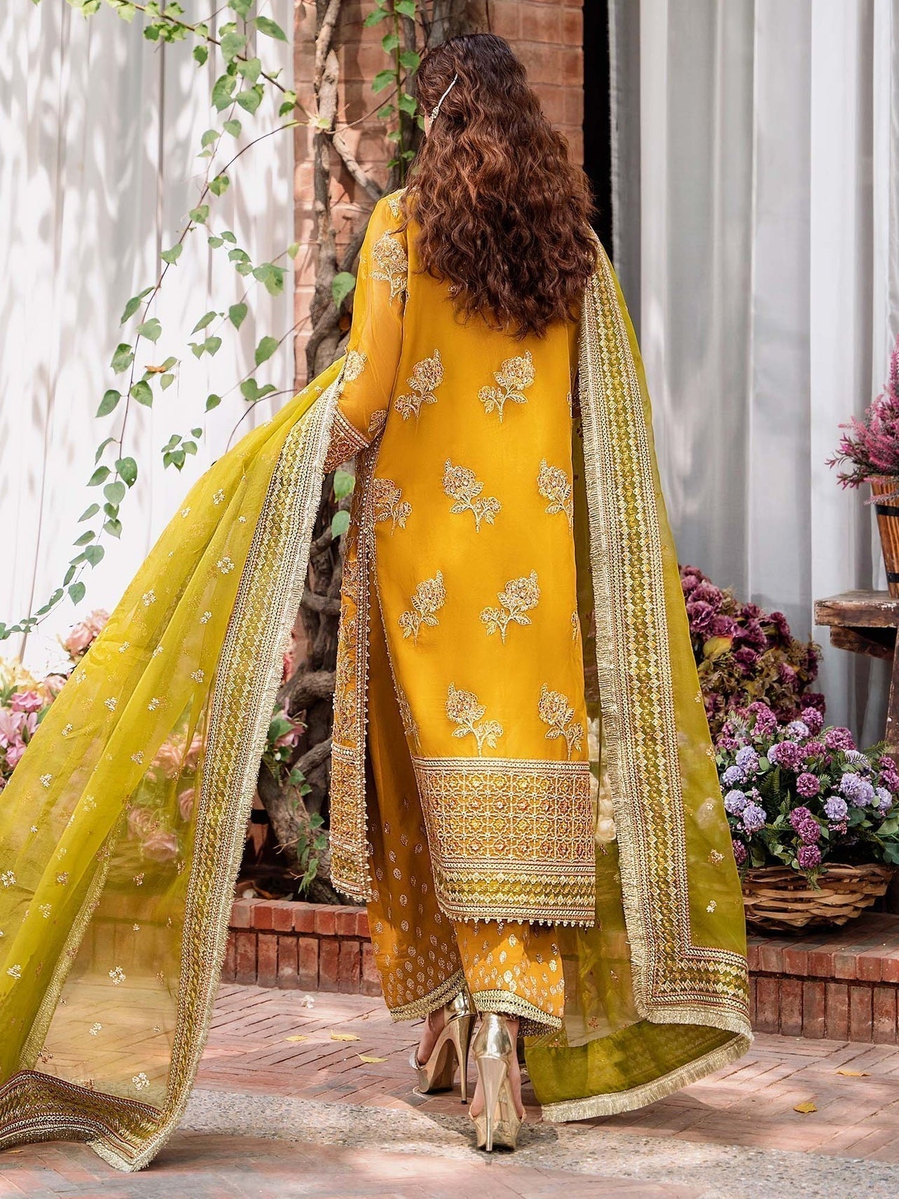 Akbar Aslam Mastani Embroidered Organza 3Pc Suit - ROHI - House Of Hania