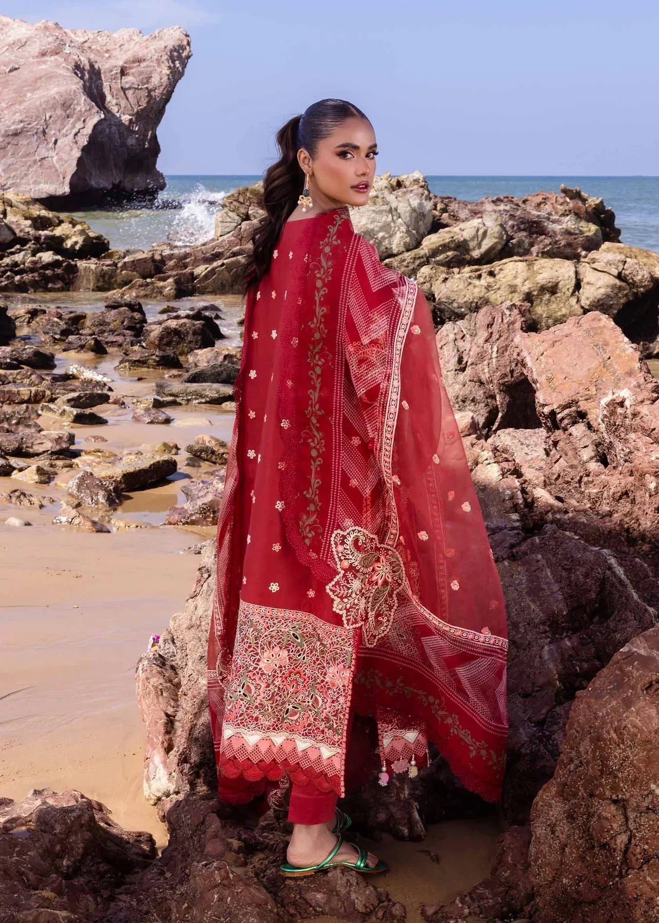 Akbar Aslam | Oasis Lawn 24 | Petuna - House Of Hania
