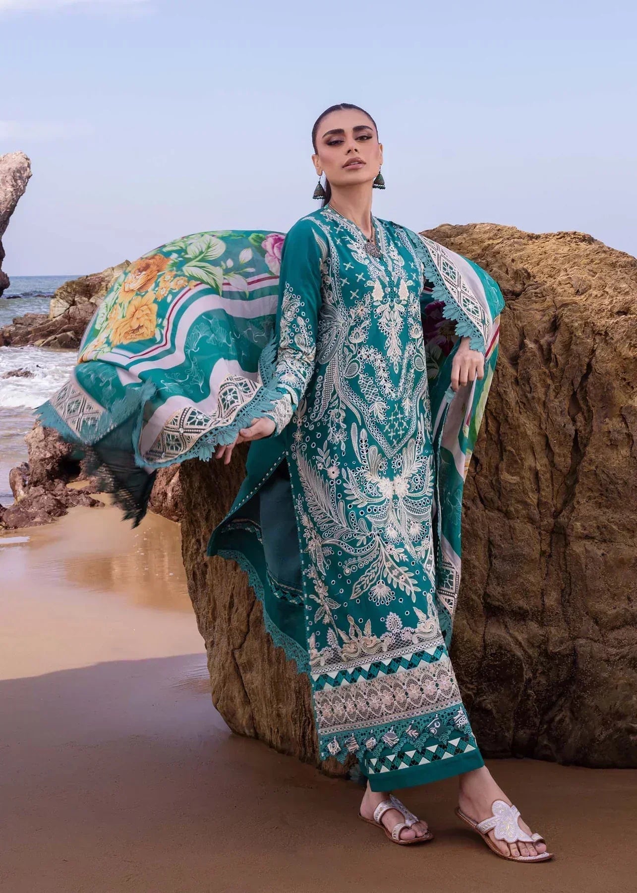 Akbar Aslam | Oasis Lawn 24 | Tweedia - House Of Hania