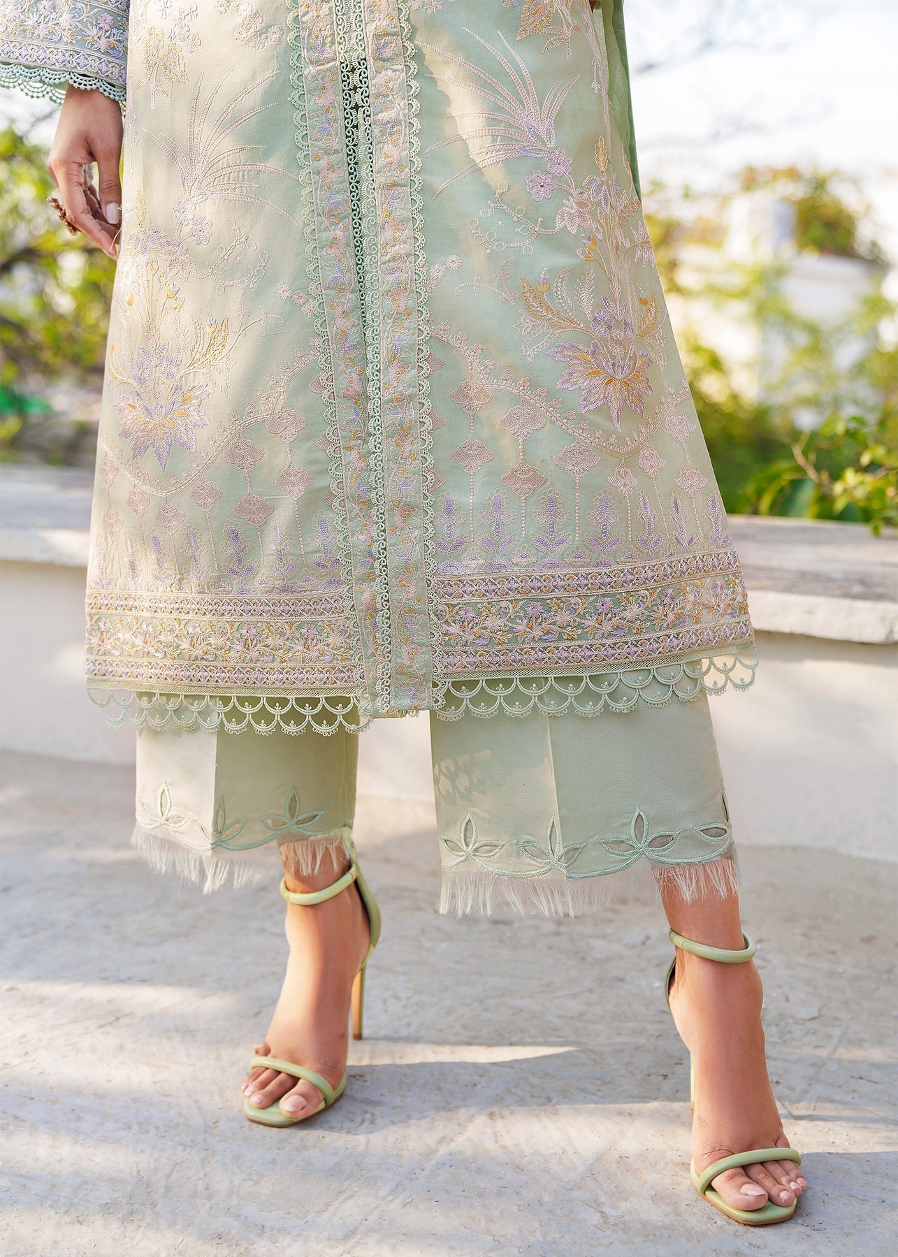 Akbar Aslam | Pret Lawn | CHARME - House Of Hania