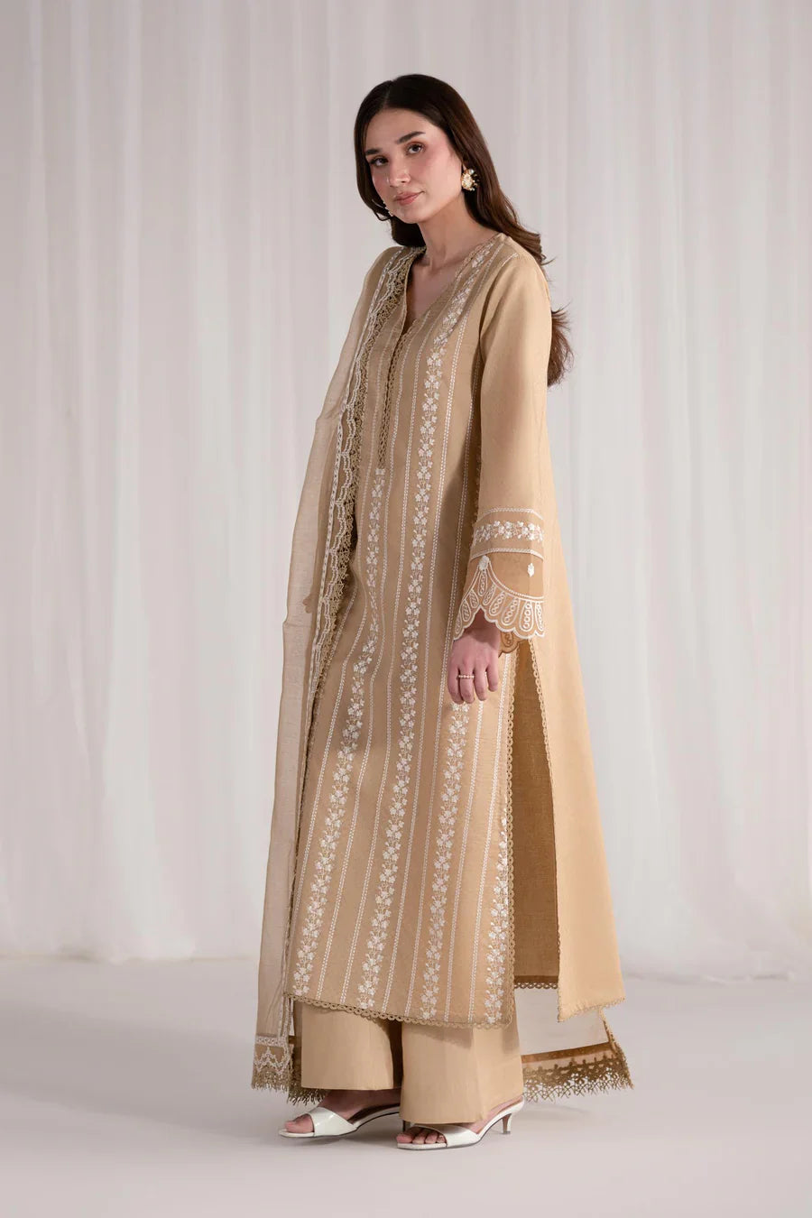 Akbar Aslam | Pret Lawn | Elaria - House Of Hania