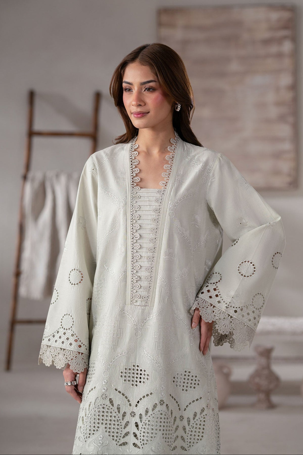 Akbar Aslam Eyla back view