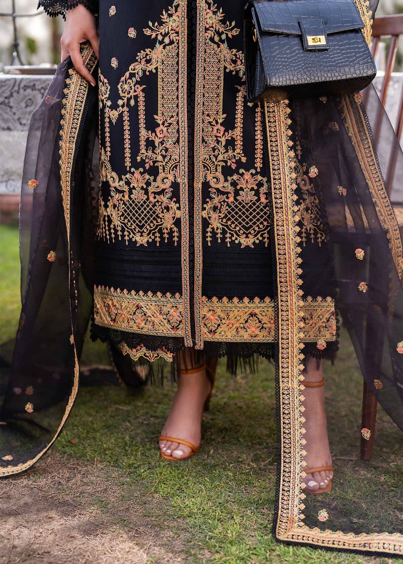 Akbar Aslam | Pret Lawn | HARMONIE - House Of Hania