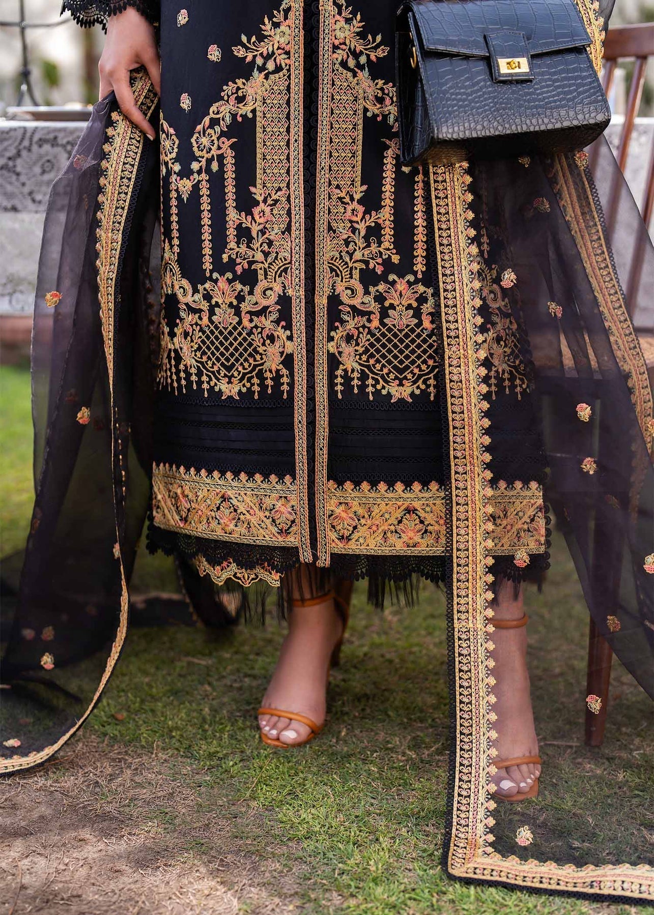 Akbar Aslam | Pret Lawn | HARMONIE - House Of Hania