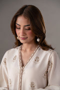 Akbar Aslam Lunel dupatta border detail