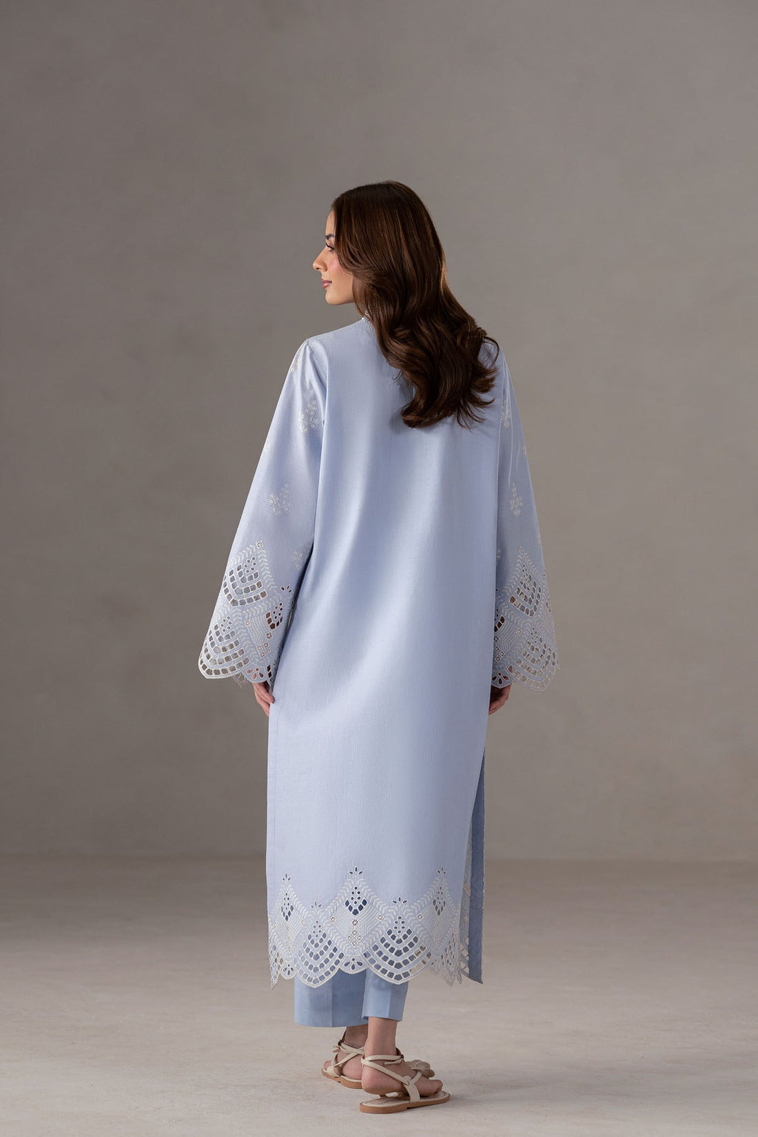 Akbar Aslam | Pret Lawn | Misty - House Of Hania