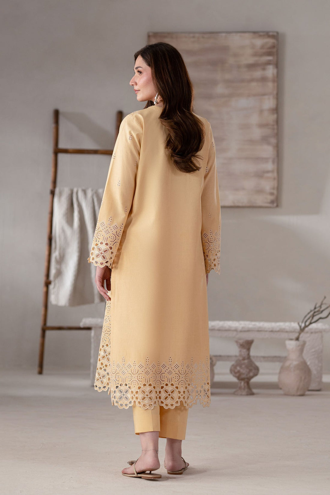 Akbar Aslam | Pret Lawn | Olen - House Of Hania