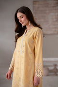 Akbar Aslam Olen back view