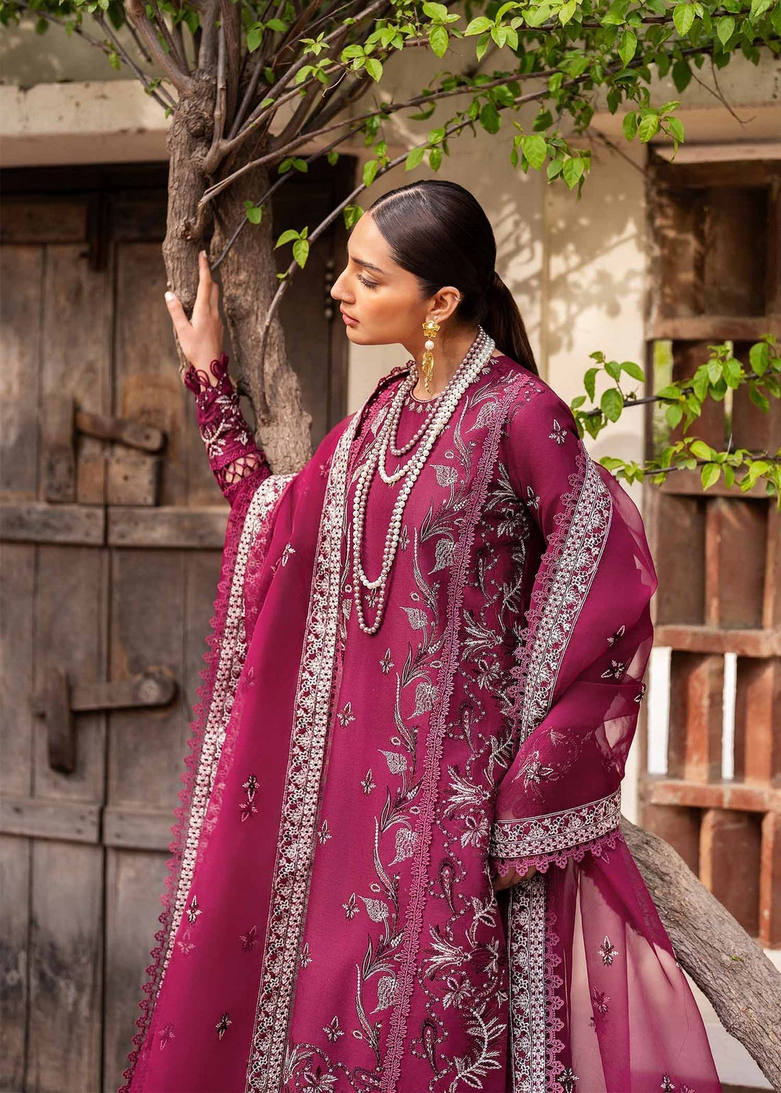 Akbar Aslam | Pret Lawn | PRESTIGE - House Of Hania