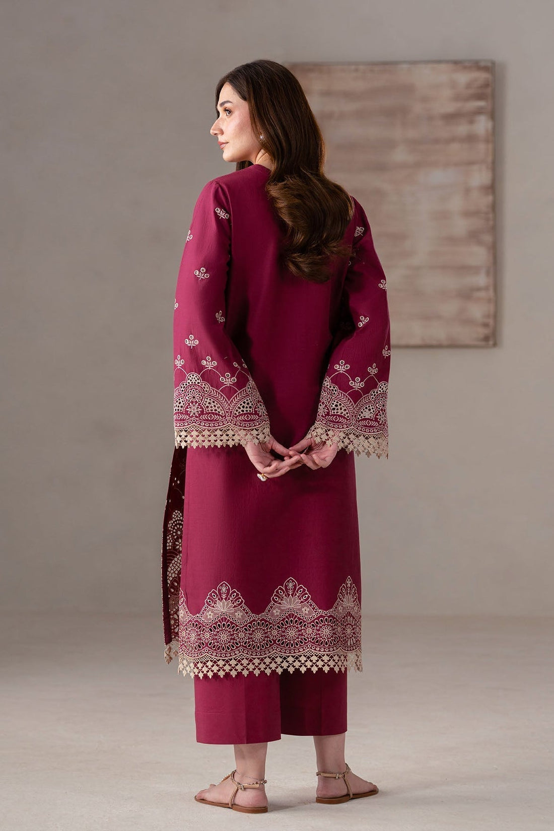 Akbar Aslam | Pret Lawn | Raven - House Of Hania