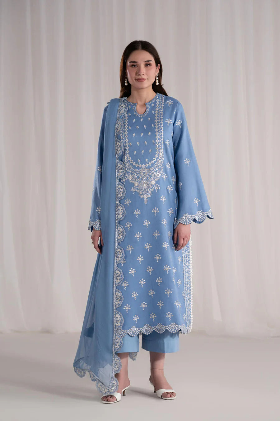 Akbar Aslam | Pret Lawn | Vienne - House Of Hania