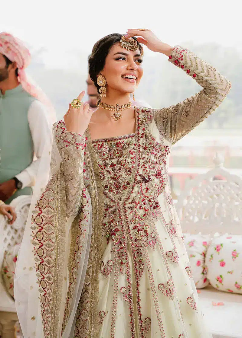 Akbar Aslam Kaneel dupatta border detail