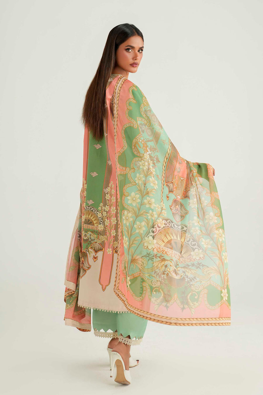 Akbar Aslam Zinnia embroidered neckline detail