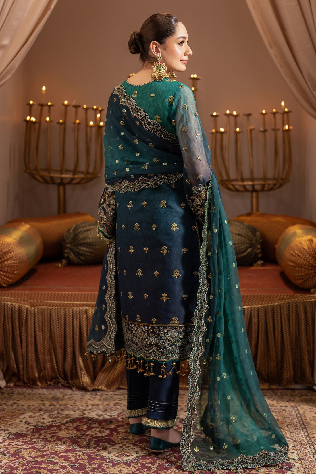 Alizeh | Jhalak Formals | AF-JHLK-04-DEEWANI - House Of Hania