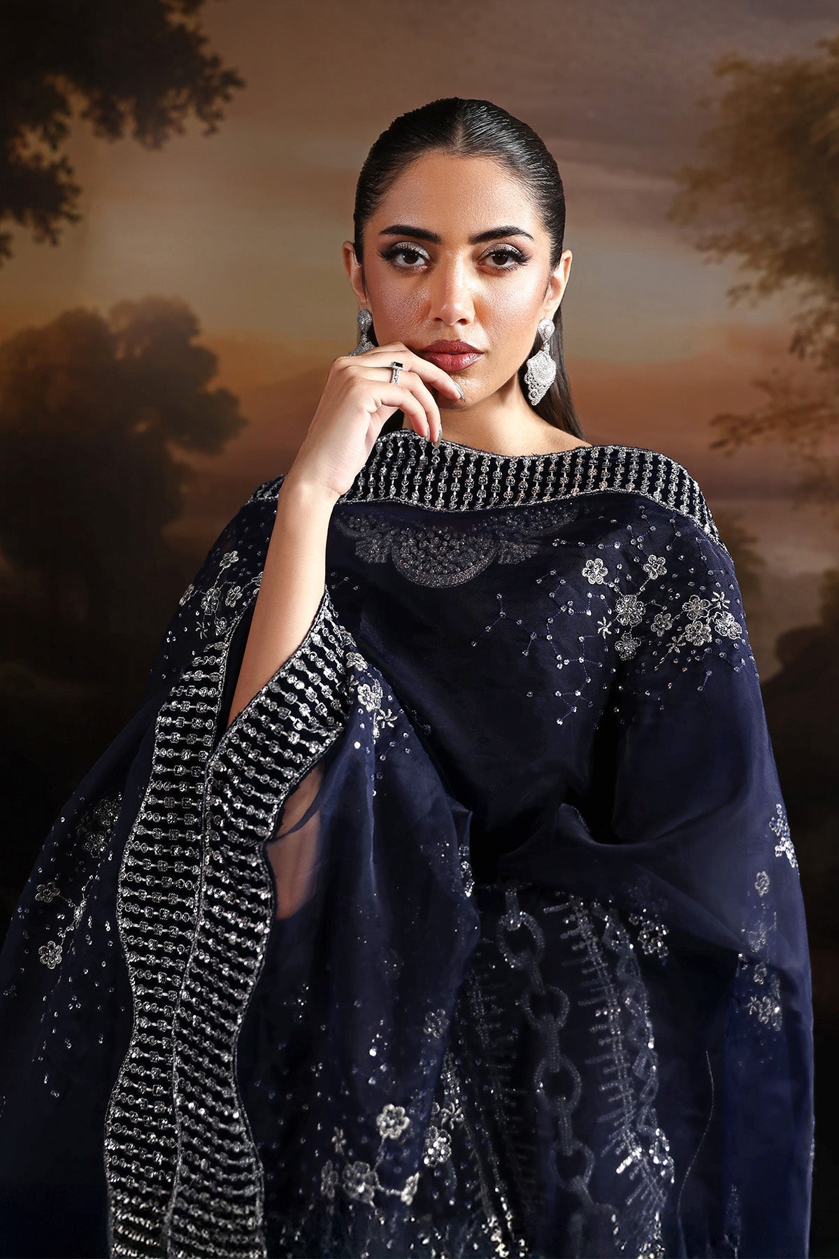 Alizeh | Lamour 25 | AF-VLT-2208-Velvetine - House Of Hania