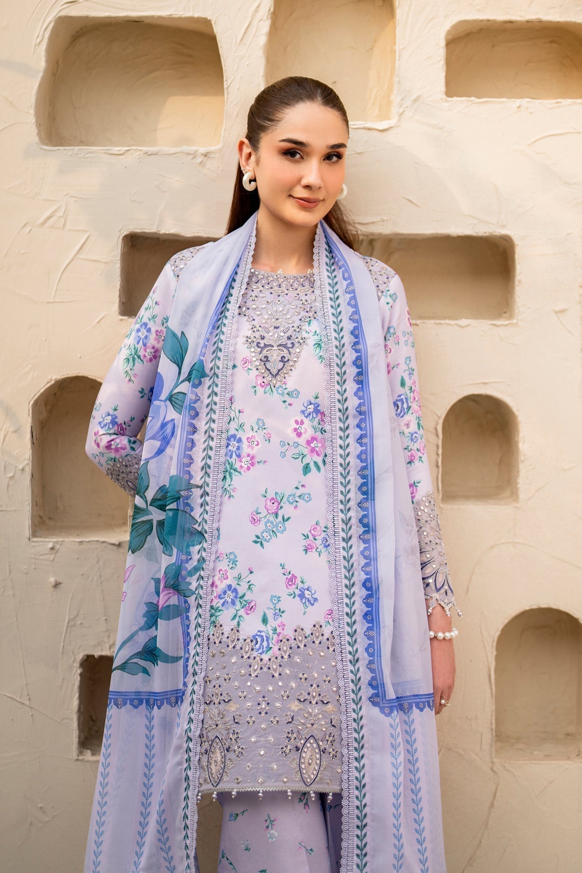 Alizeh | Levana Lawn | Flake - House Of Hania