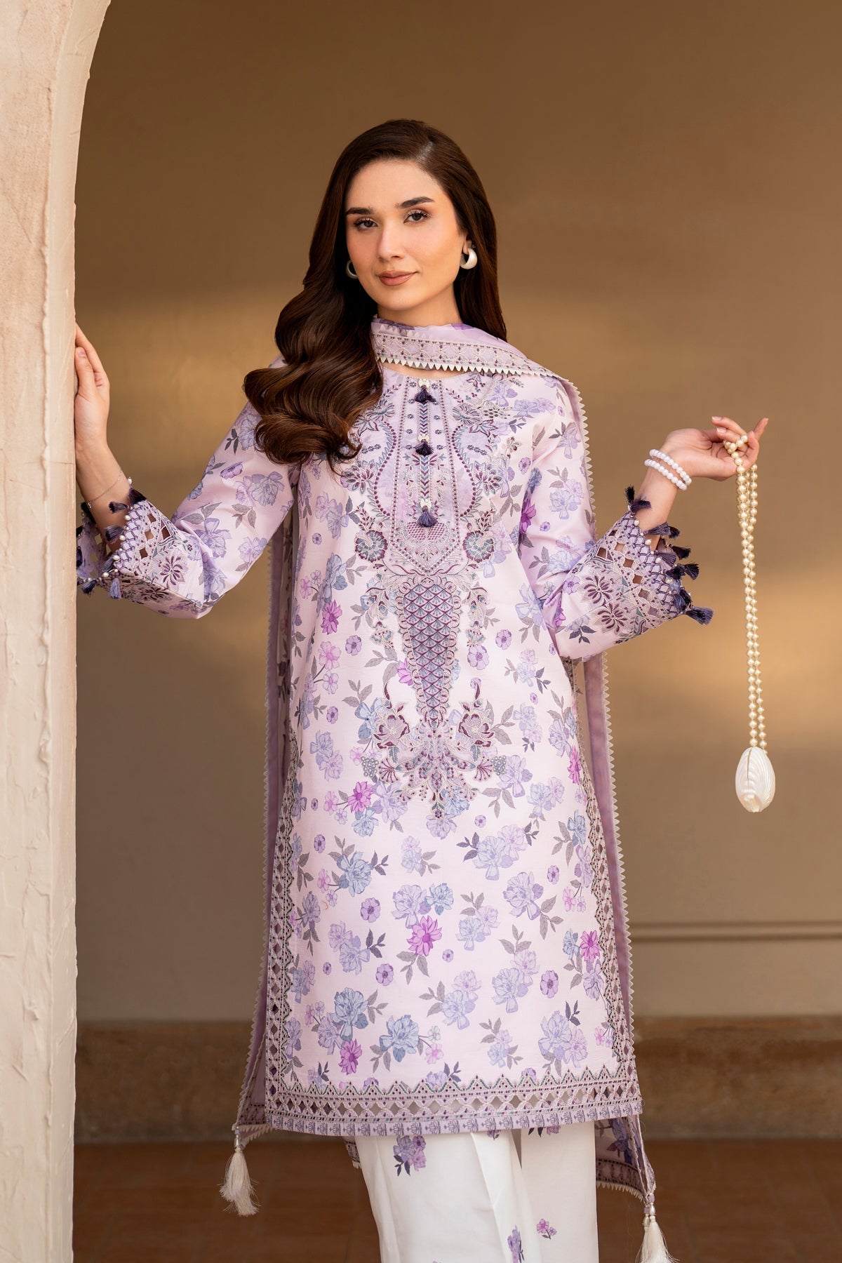 Alizeh | Levana Lawn | Lavy - House Of Hania