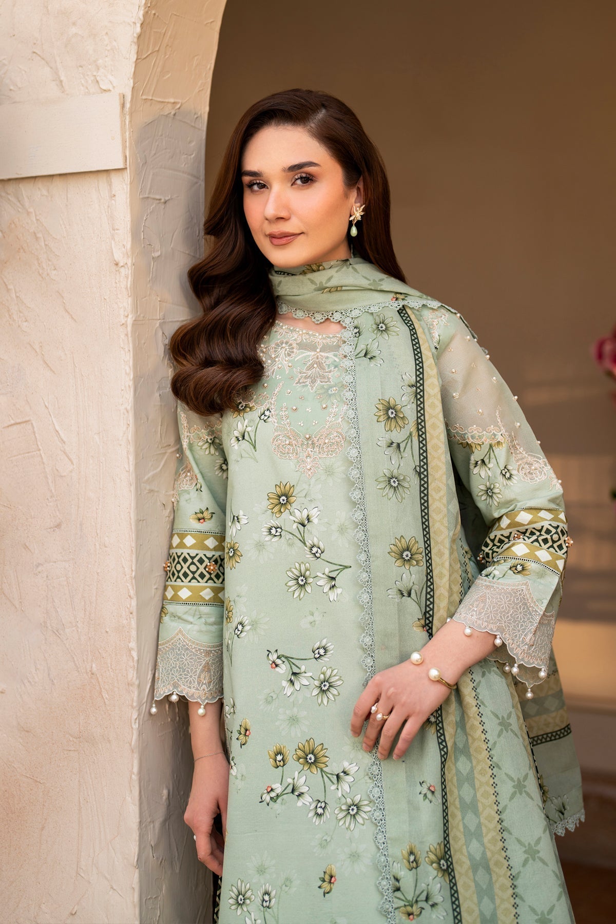 Alizeh | Levana Lawn | Mintel - House Of Hania
