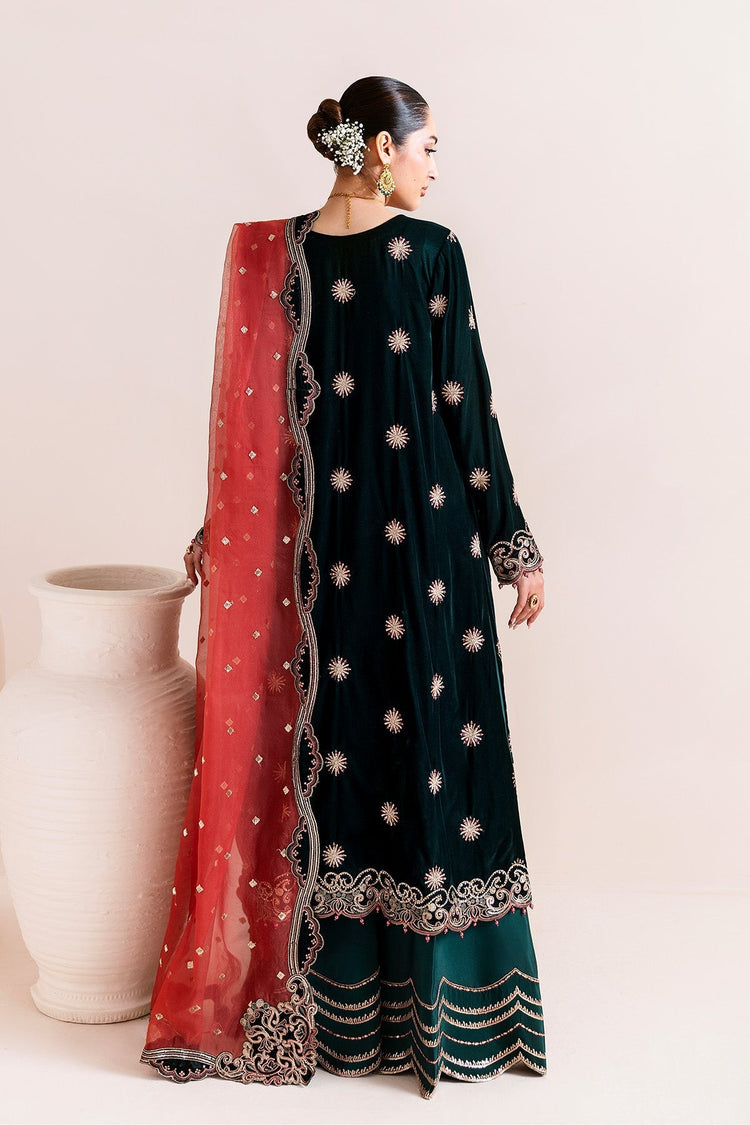 Alizeh | Makhmal Luxury Velvet Edit | Velzari