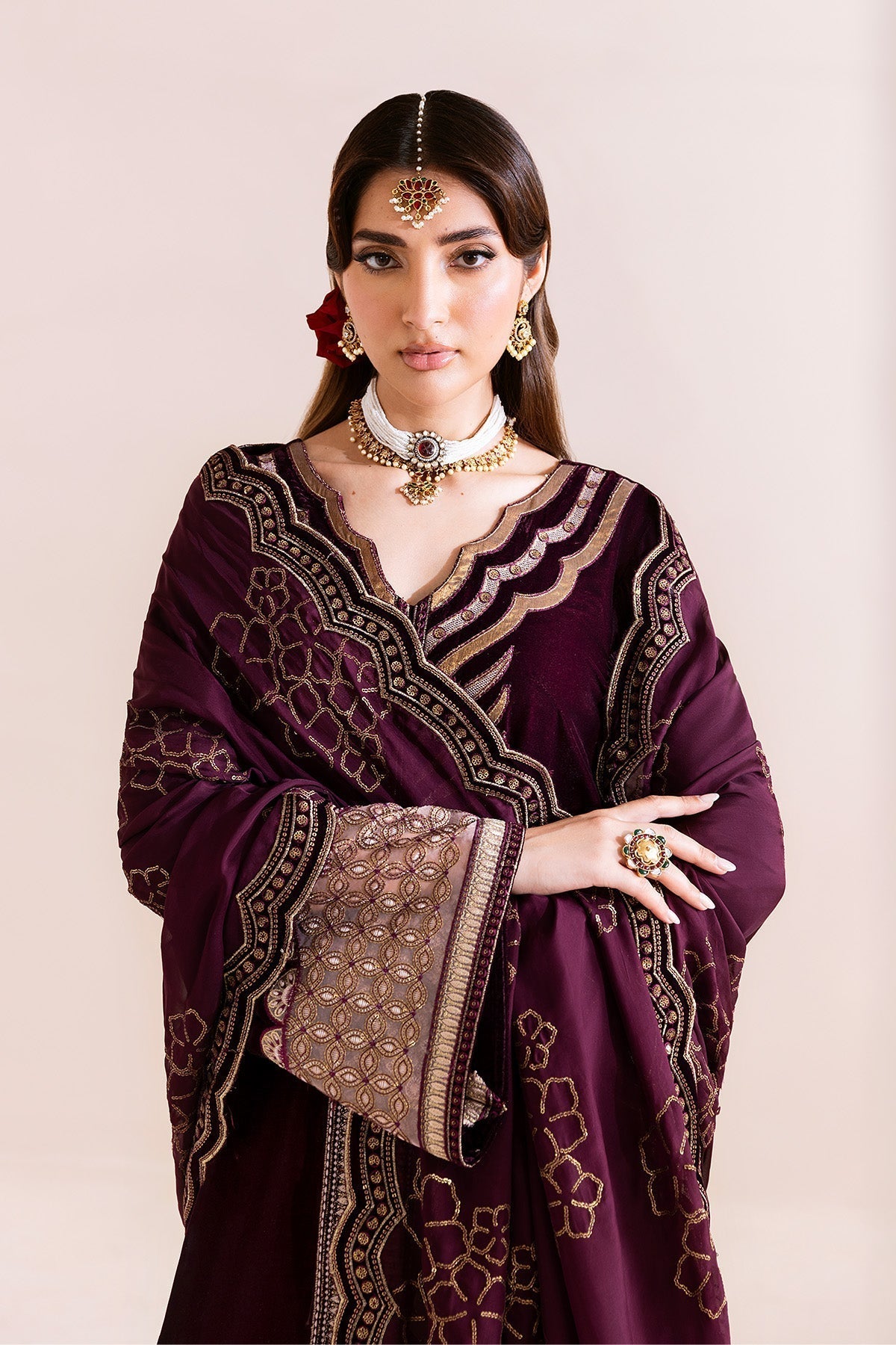 Alizeh | Makhmal Luxury Velvet Edit | Mehree - House Of Hania