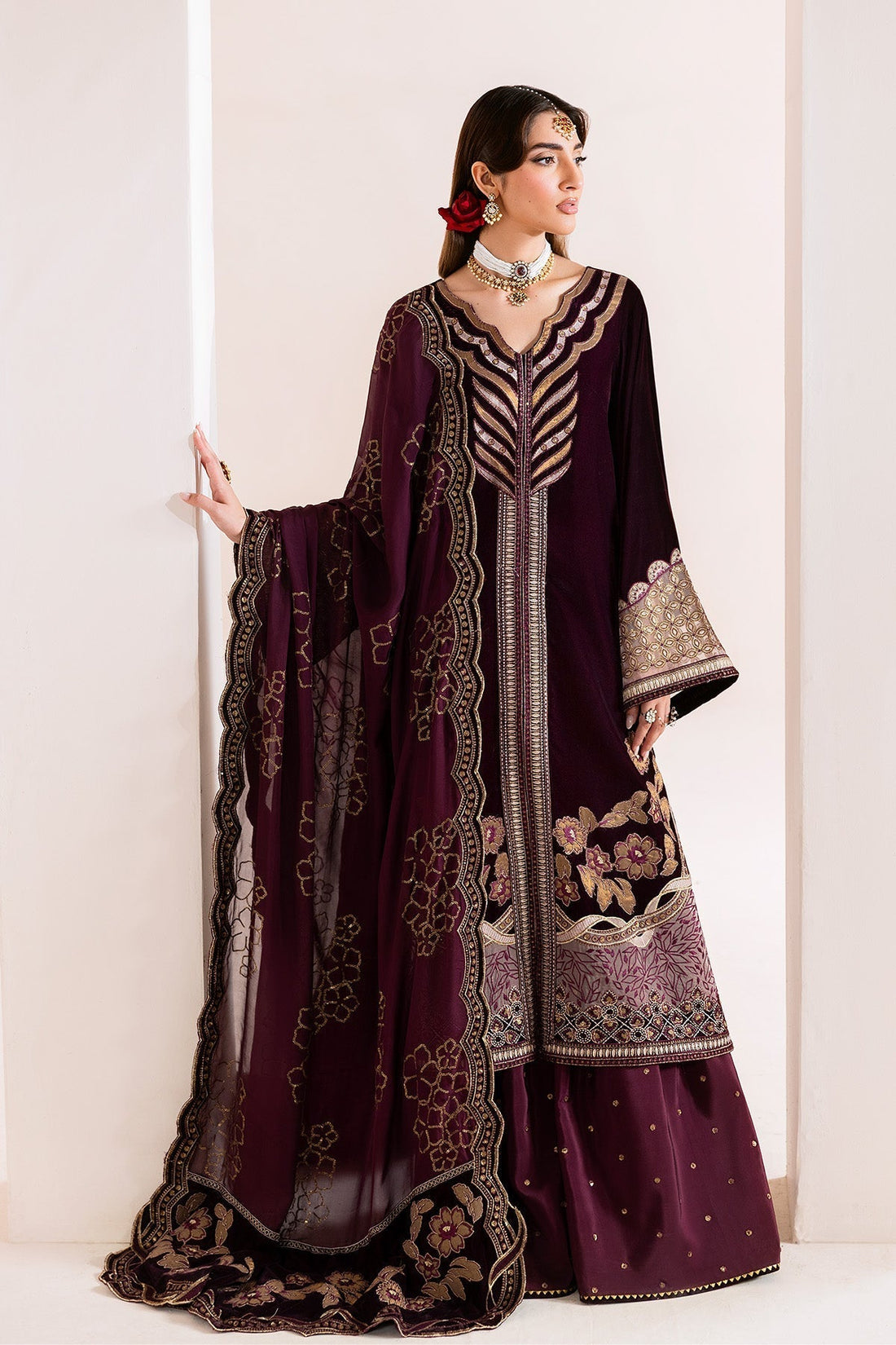 Alizeh | Makhmal Luxury Velvet Edit | Mehree - House Of Hania