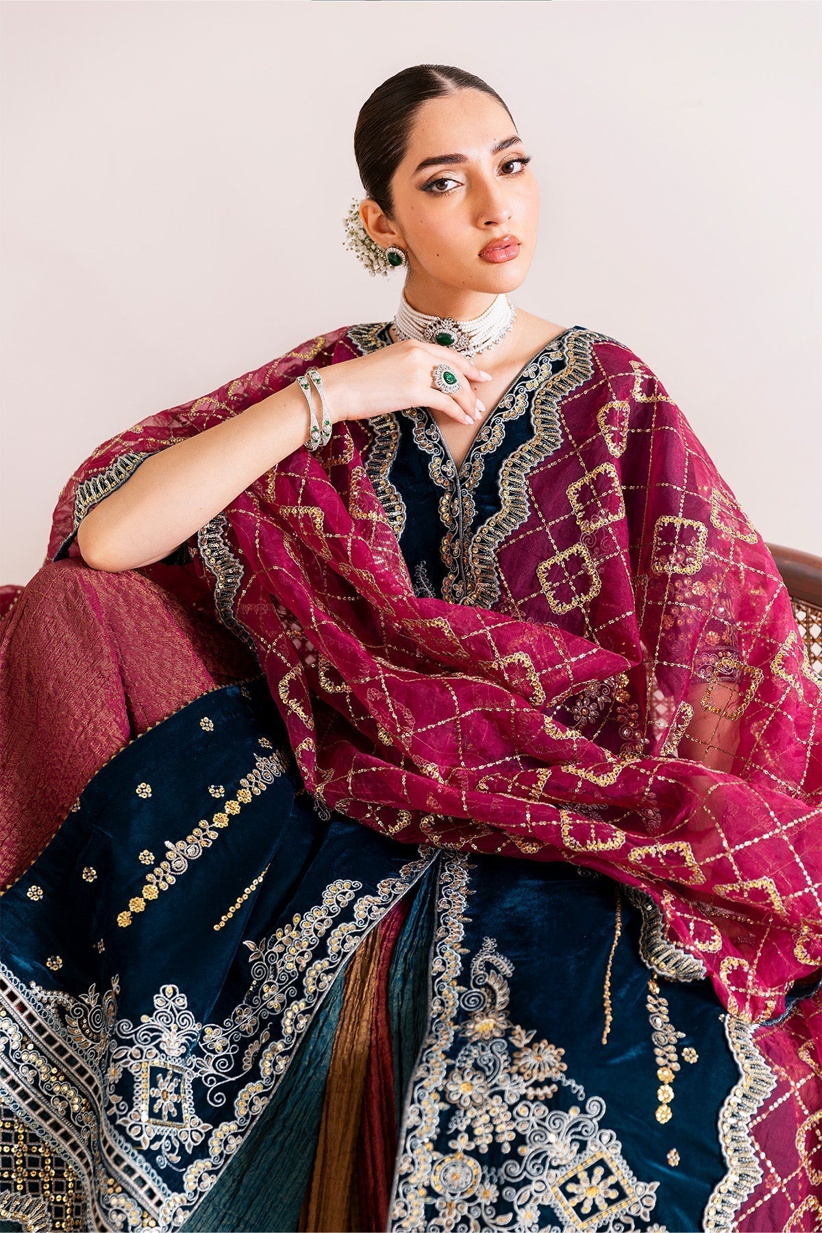 Alizeh | Makhmal Luxury Velvet Edit | Mehroob - House Of Hania