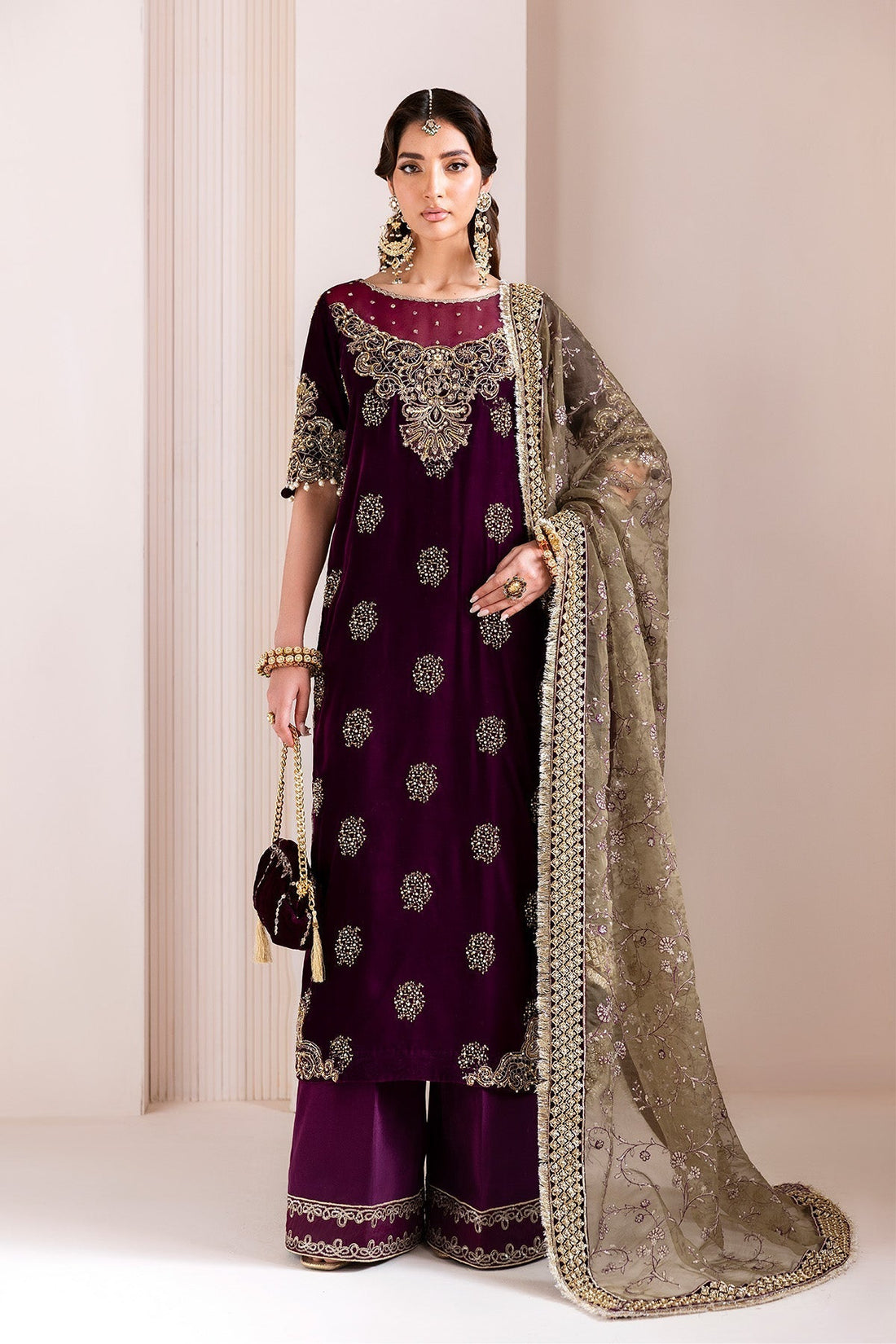 Alizeh | Makhmal Luxury Velvet Edit | Zarlish - House Of Hania