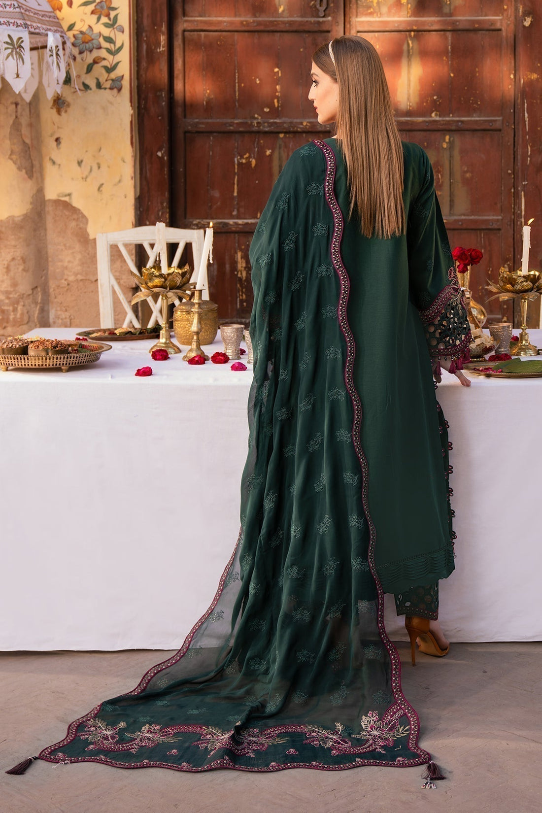 Alizeh | Rawayat Luxury Lawn 24 | Nafisa - House Of Hania