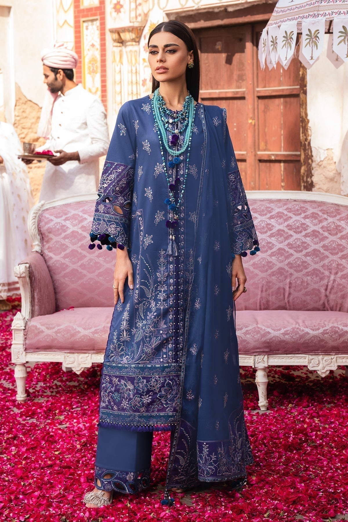 Alizeh | Rawayat Luxury Lawn 24 | Shehnaaz - House Of Hania
