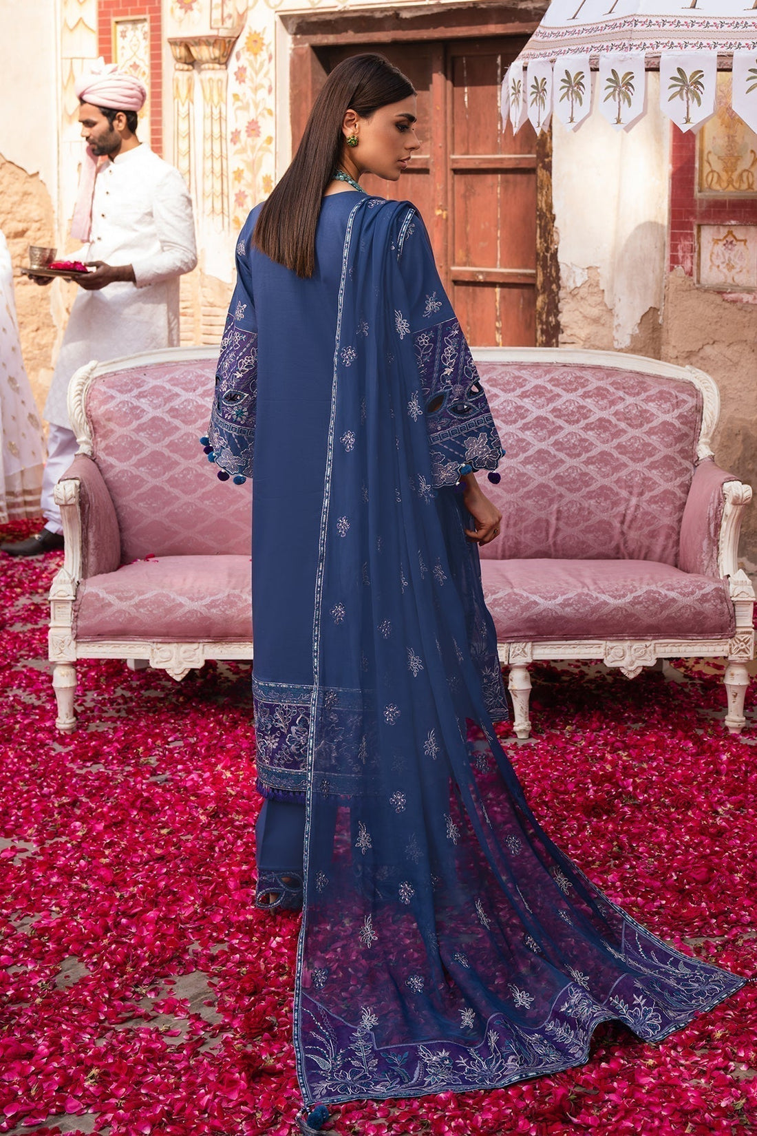 Alizeh | Rawayat Luxury Lawn 24 | Shehnaaz - House Of Hania