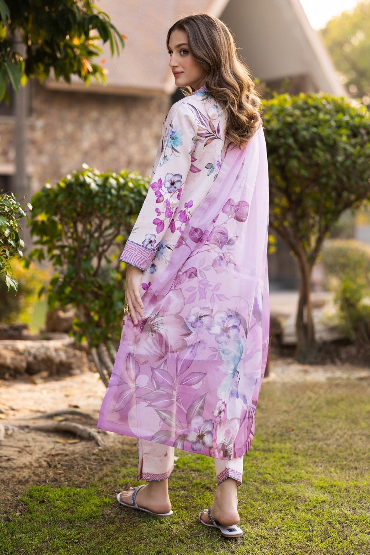 Alizeh | Sheen Lawn Prints 25 | AF-PL-6030-Fero - House Of Hania