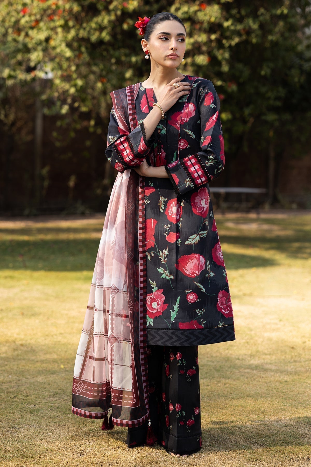 Alizeh | Sheen Lawn Prints 25 | AF-PL-6032-Somber - House Of Hania
