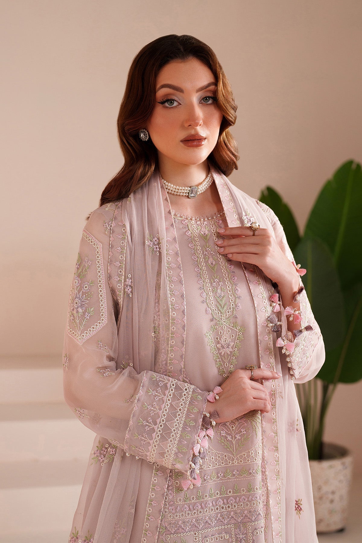 Alizeh | Threads Eid Festive Edit 26 |AF-BDHG-5039-Elva - House Of Hania