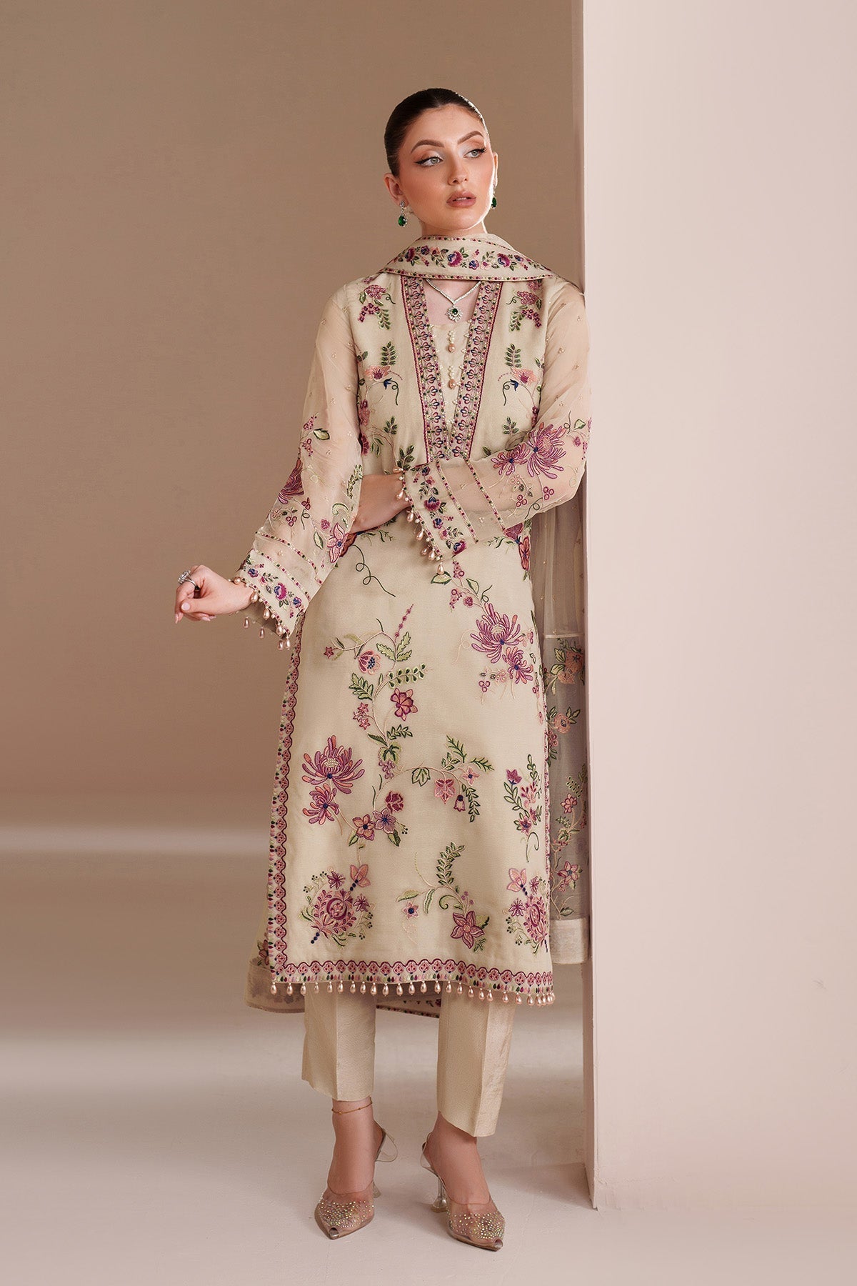 Alizeh | Threads Eid Festive Edit 26 | AF-BDHG-5041-Victoria - House Of Hania