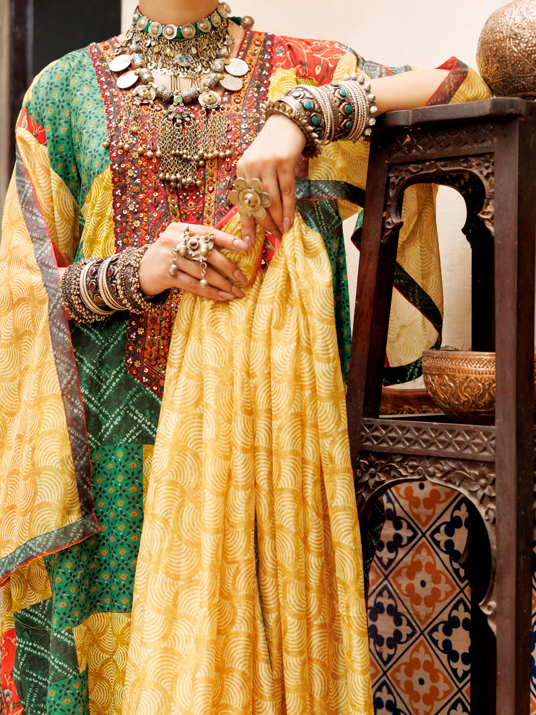 Almirah | Lok Wirsa Signature Collection | ALP-3PS-1957A - House Of Hania