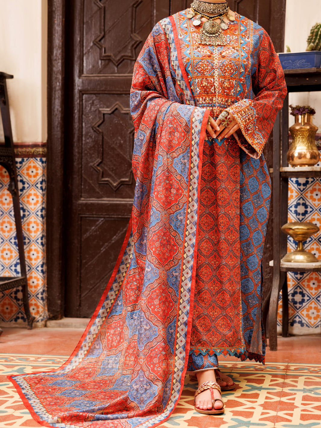 Almirah | Lok Wirsa Signature Collection | ALP-3PS-1958A - House Of Hania