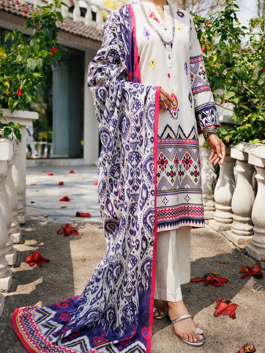 Almirah | Traditional Tale |ALP-3PS-2115 - House Of Hania
