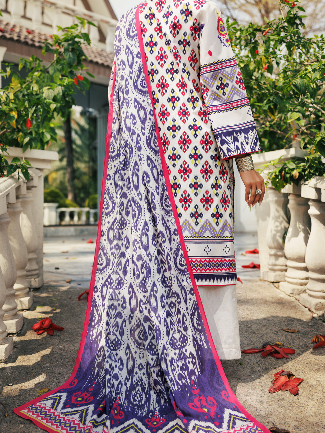 Almirah | Traditional Tale |ALP-3PS-2115 - House Of Hania