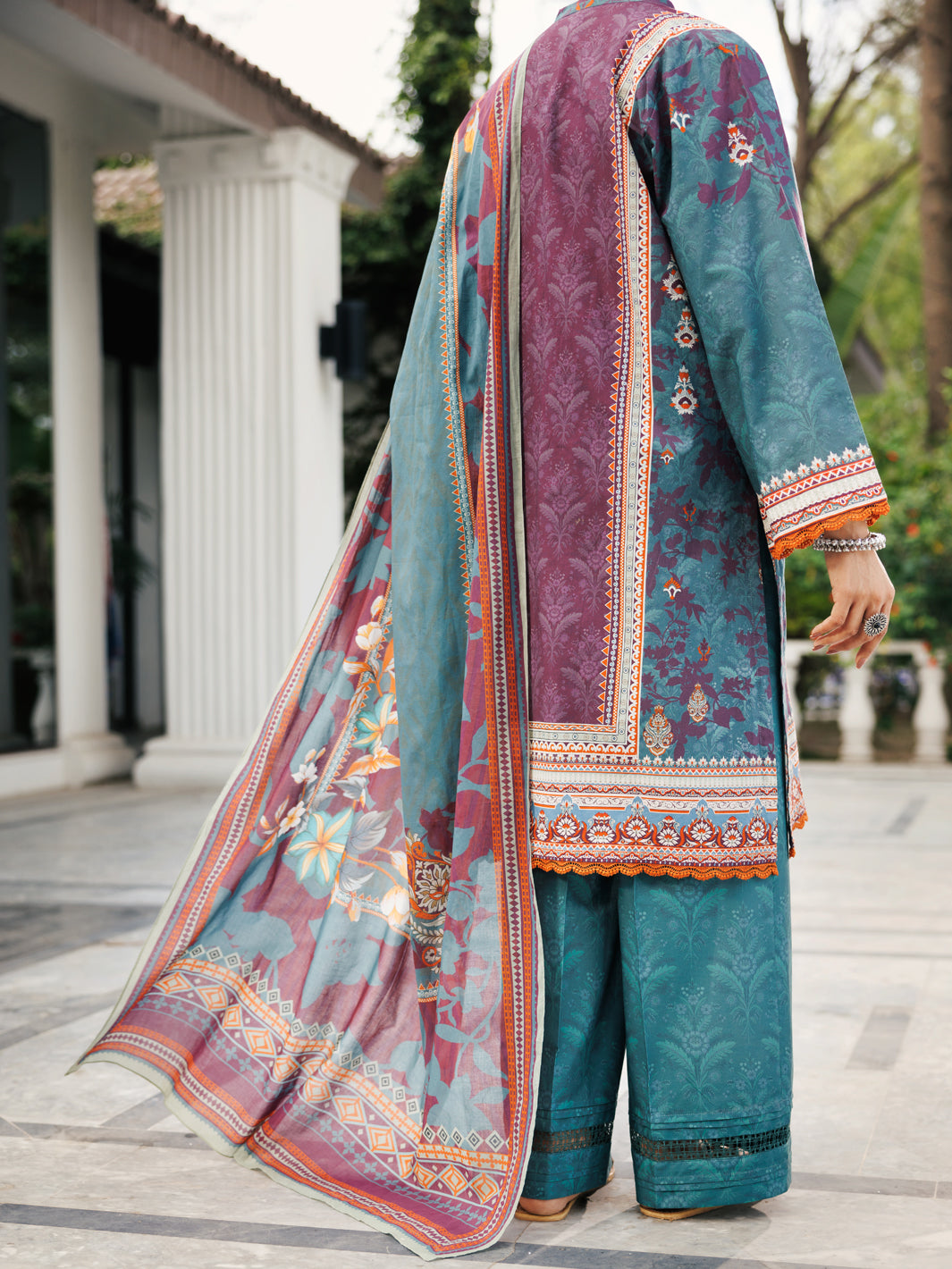Almirah | Traditional Tale | ALP-3PS-2119 - House Of Hania